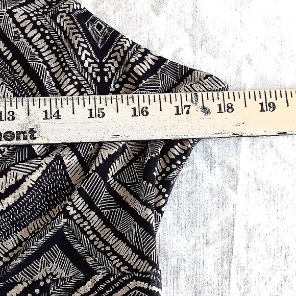 LOFT Summer Halter Maxi Dress M Petite Navy Cream Resortwear - Picture 6 of 8